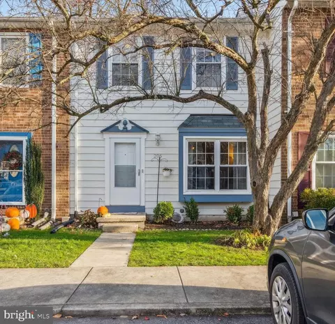 206 Michele Cir, Millersville, MD 21108