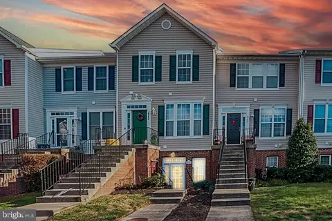 8742 Aspen Grove Ct, Odenton, MD 21113