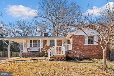 408 Hillsmere Dr, Annapolis, MD 21403