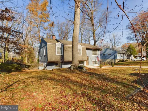 986 Round Top Dr, Annapolis, MD 21409 photo 3