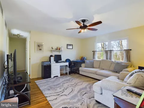 986 Round Top Dr, Annapolis, MD 21409 photo 12