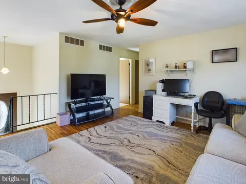 986 Round Top Dr, Annapolis, MD 21409 photo 14