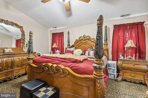 322 Regiment Ct, Odenton, MD 21113 photo 11