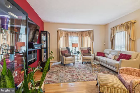 322 Regiment Ct, Odenton, MD 21113 photo 5