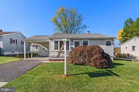 336 Park Hall S, Laurel, MD 20724 photo 4