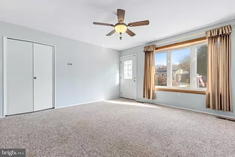 336 Park Hall S, Laurel, MD 20724 photo 9