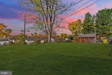 336 Park Hall S, Laurel, MD 20724 photo 3