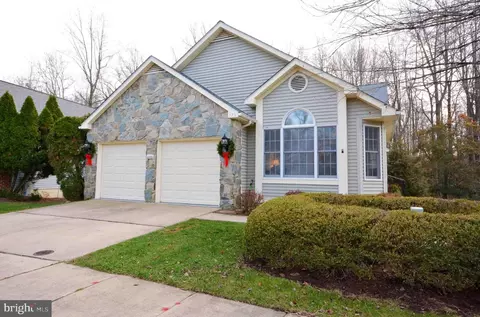 779 Eastern Point Rd, Annapolis, MD 21401 photo 2