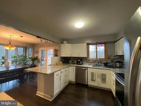 336 Eagle Hill Rd, Pasadena, MD 21122 photo 15