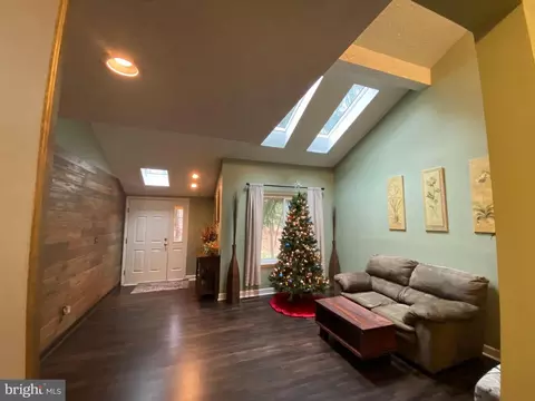 336 Eagle Hill Rd, Pasadena, MD 21122 photo 7