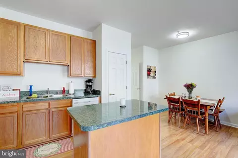 4106 Apple Leaf Ct, Pasadena, MD 21122 photo 5
