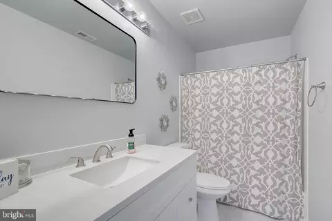 4106 Apple Leaf Ct, Pasadena, MD 21122 photo 25