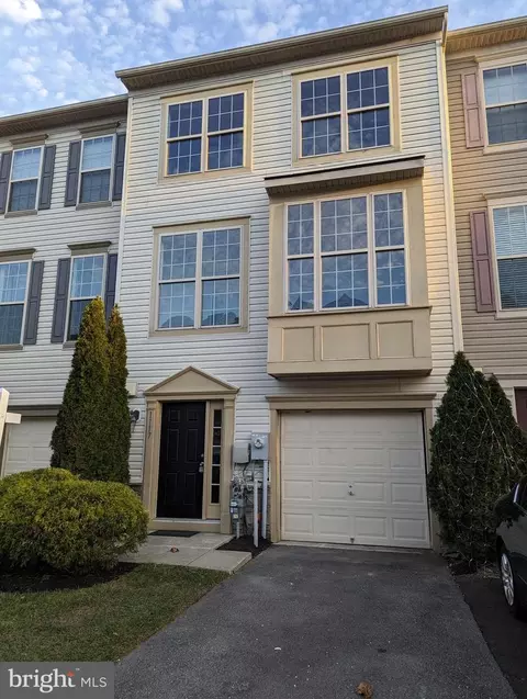 1117 Carinoso Cir, Severn, MD 21144