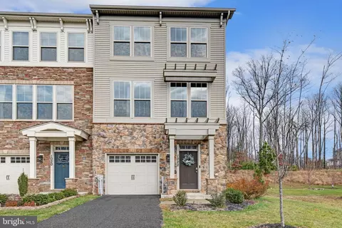 1022 Edenberry Way, Glen Burnie, MD 21060