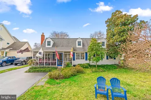 105 Oakford Ave, Edgewater, MD 21037