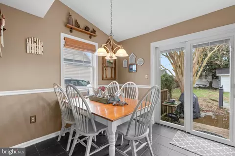 105 Oakford Ave, Edgewater, MD 21037 photo 10