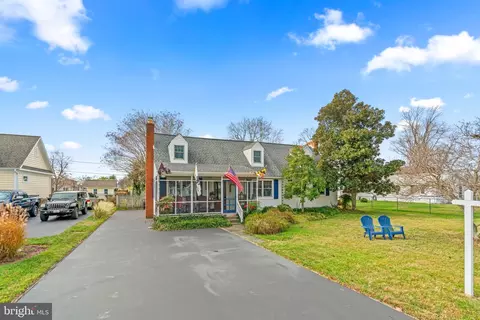 105 Oakford Ave, Edgewater, MD 21037 photo 3