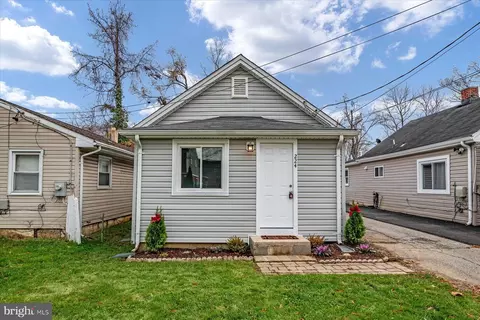 224 Admiral Dr, Annapolis, MD 21401