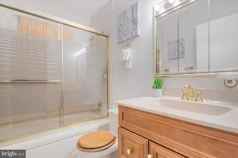 916 8th St, Pasadena, MD 21122 photo 11