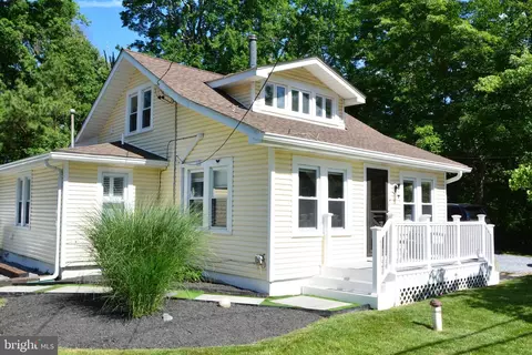840 Walnut Ave, North Beach, MD 20714
