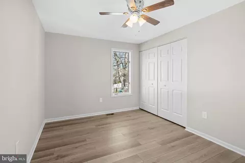 Bedroom - 6028 Melbourne Ave, Deale, MD 20751 photo 2 of 6