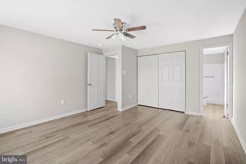 Bedroom - 6028 Melbourne Ave, Deale, MD 20751 photo 1 of 6