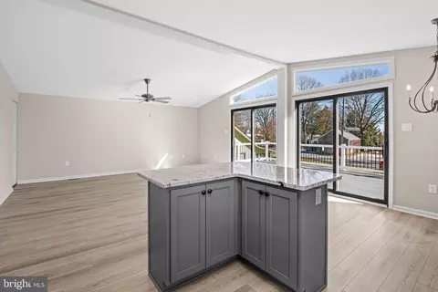 Kitchen - 6028 Melbourne Ave, Deale, MD 20751 photo 4 of 5