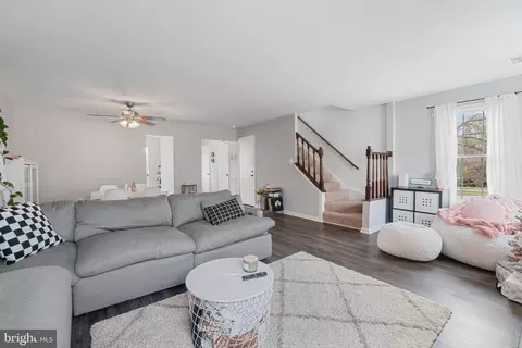 1724 E Bancroft Ln, Crofton, MD 21114 photo 12