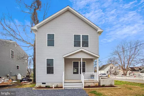 1225 Spruce Ave, Shady Side, MD 20764
