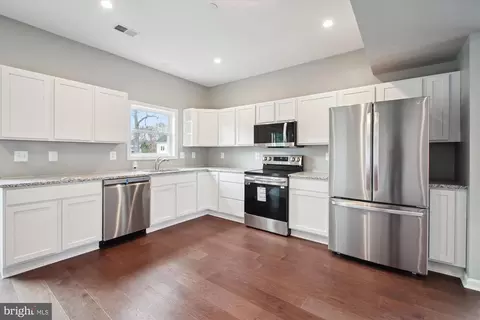 1225 Spruce Ave, Shady Side, MD 20764 photo 7