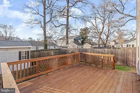 1722 Fairhill Dr, Edgewater, MD 21037 photo 5