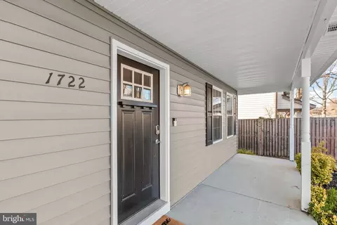 1722 Fairhill Dr, Edgewater, MD 21037 photo 6
