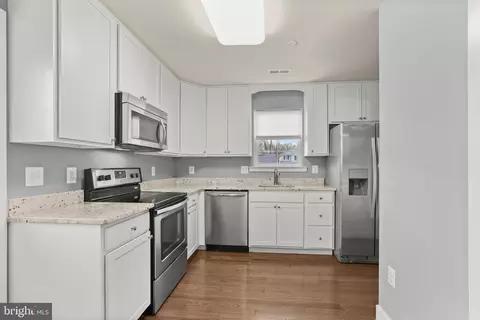 1722 Fairhill Dr, Edgewater, MD 21037 photo 13
