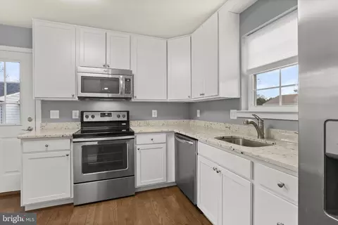 1722 Fairhill Dr, Edgewater, MD 21037 photo 14