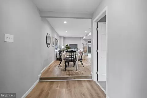 8404 Lockwood Rd, Pasadena, MD 21122 photo 9