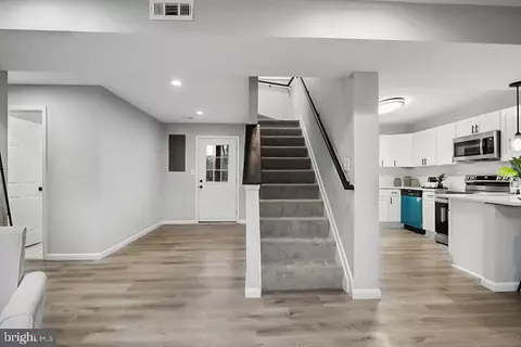 8404 Lockwood Rd, Pasadena, MD 21122 photo 21