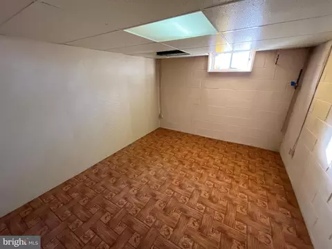 147 Riviera Dr, Pasadena, MD 21122 photo 31
