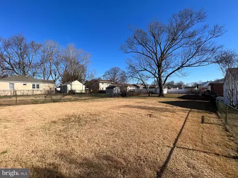 147 Riviera Dr, Pasadena, MD 21122 photo 45