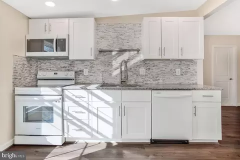635 Laurel Dr, Pasadena, MD 21122 photo 15