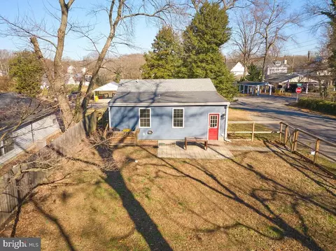 635 Laurel Dr, Pasadena, MD 21122 photo 33