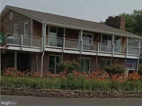 Exterior - 911 Shore Dr, Edgewater, MD 21037 photo 10 of 10