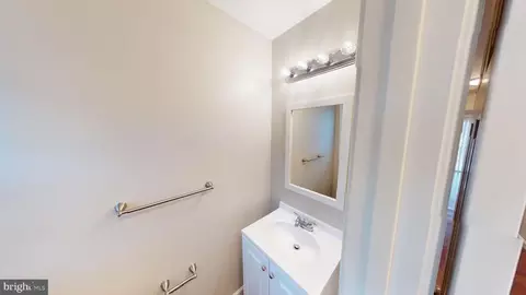 1453 Chatham Ct, Crofton, MD 21114 photo 4