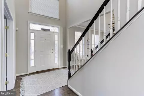 8108 Fanfair Ln, Pasadena, MD 21122 photo 3