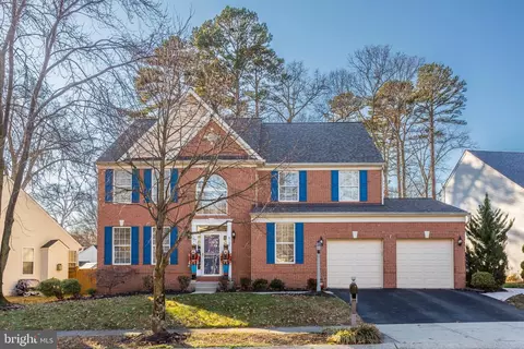 8108 Fanfair Ln, Pasadena, MD 21122
