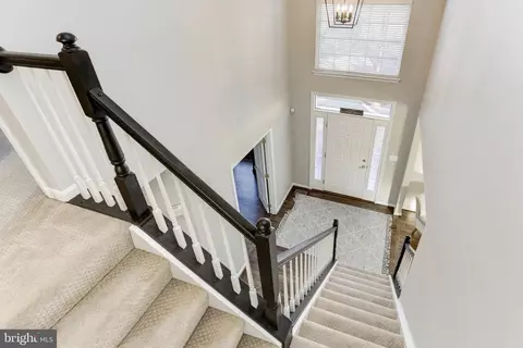 8108 Fanfair Ln, Pasadena, MD 21122 photo 4