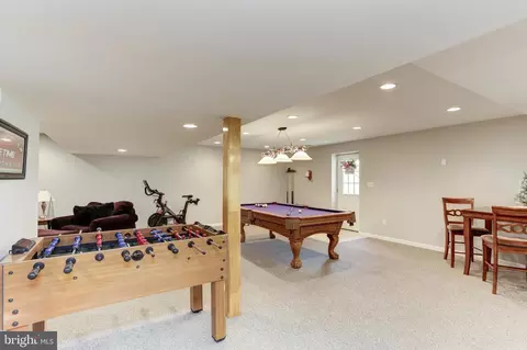 8108 Fanfair Ln, Pasadena, MD 21122 photo 52