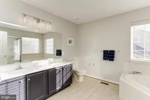 8108 Fanfair Ln, Pasadena, MD 21122 photo 37