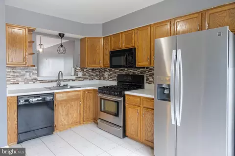308 Merrymount Ct, Pasadena, MD 21122 photo 7