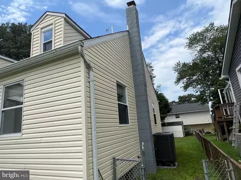 Exterior - 7678 Cedar Dr, Pasadena, MD 21122 photo 2 of 5