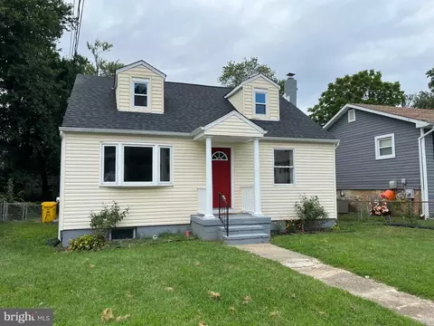 Exterior - 7678 Cedar Dr, Pasadena, MD 21122 photo 4 of 5